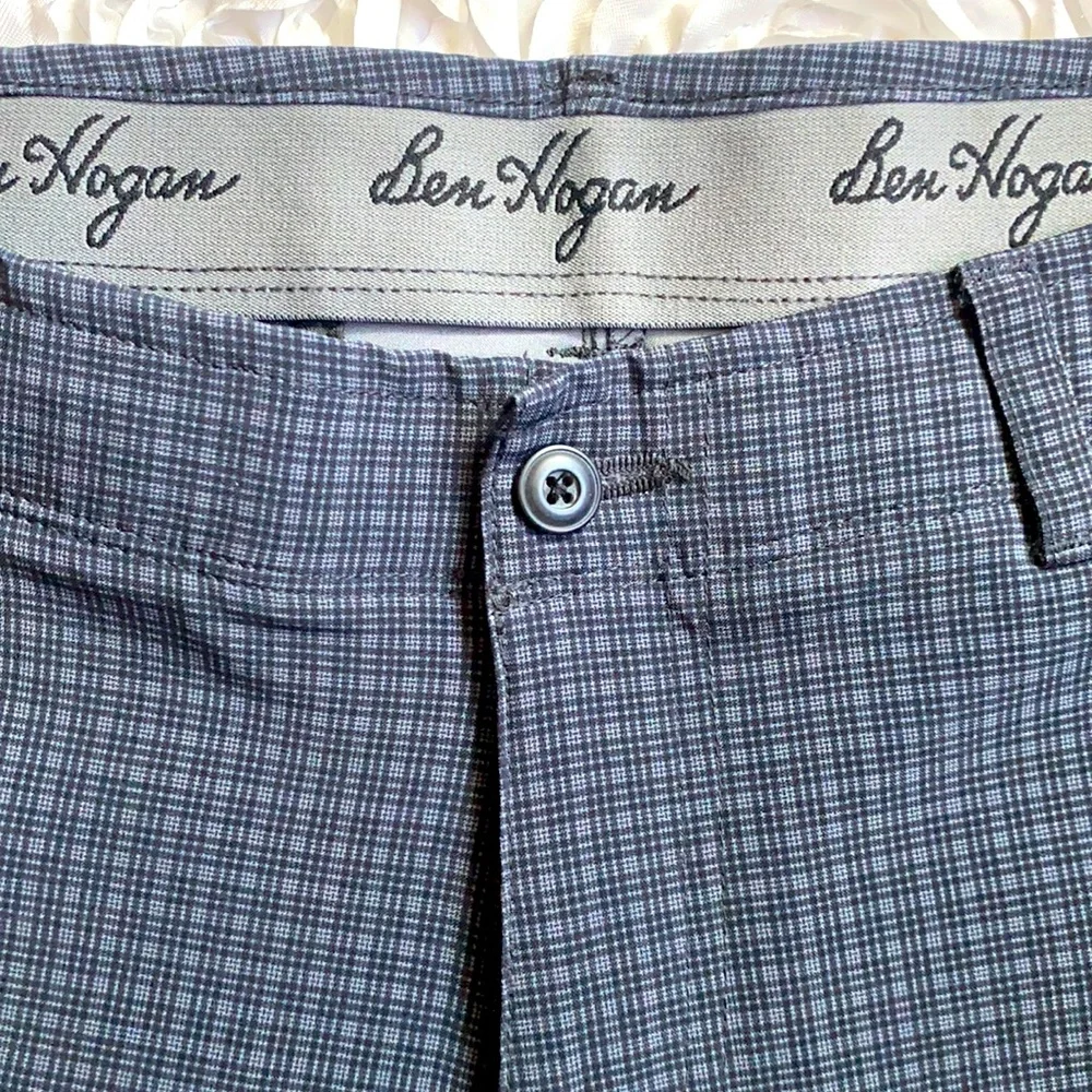 . Mens navy blue plaid shorts size 32 - Picture 2 of 3